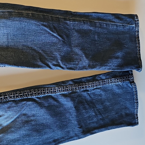 True Religion 28x33 Dark Blue Low Rise Boot Cut Jeans - Picture 3 of 8